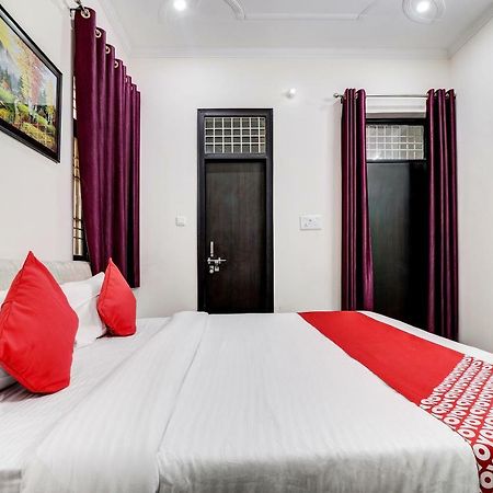 Oyo 38208 Hotel Prakash Kunj Deluxe Lucknow Exterior foto