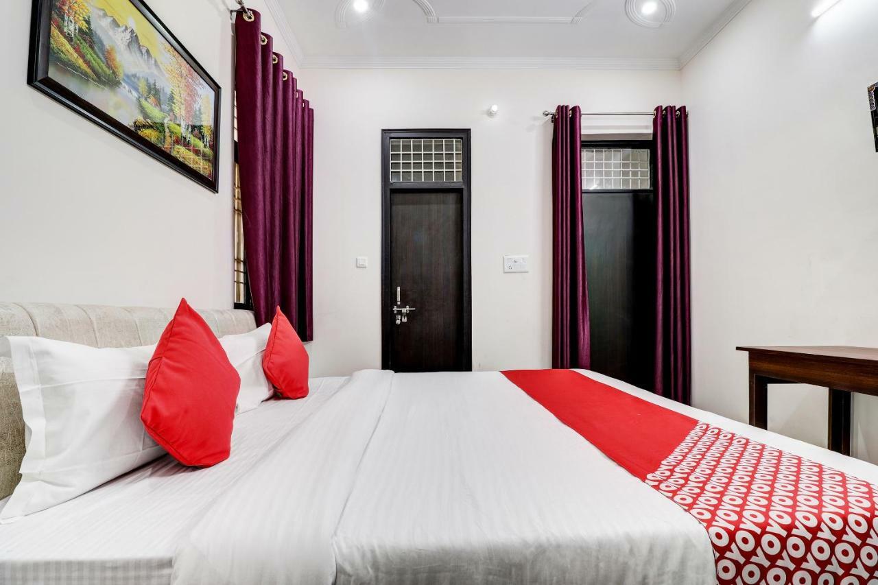 Oyo 38208 Hotel Prakash Kunj Deluxe Lucknow Exterior foto