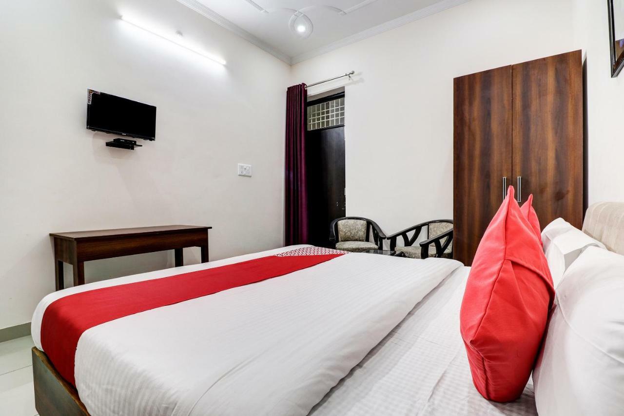 Oyo 38208 Hotel Prakash Kunj Deluxe Lucknow Exterior foto