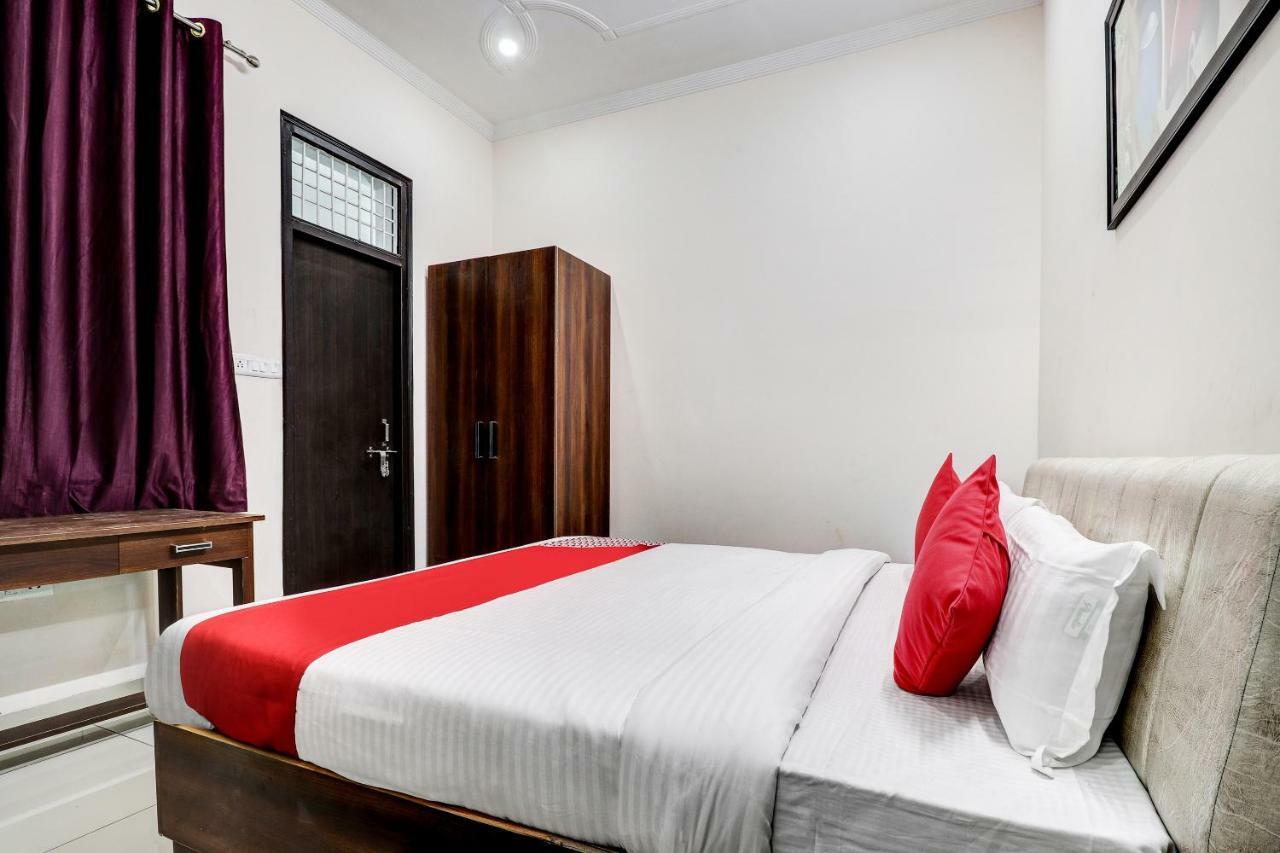 Oyo 38208 Hotel Prakash Kunj Deluxe Lucknow Exterior foto