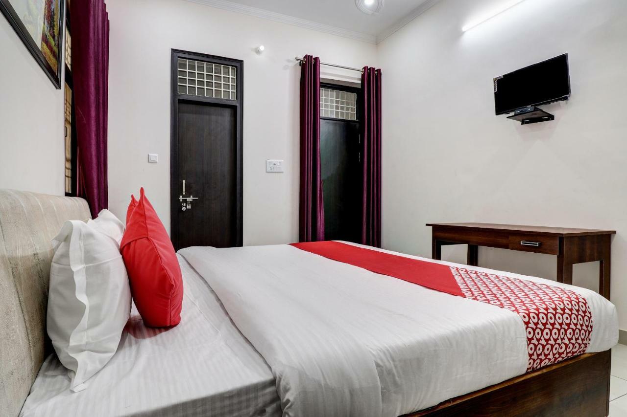 Oyo 38208 Hotel Prakash Kunj Deluxe Lucknow Exterior foto