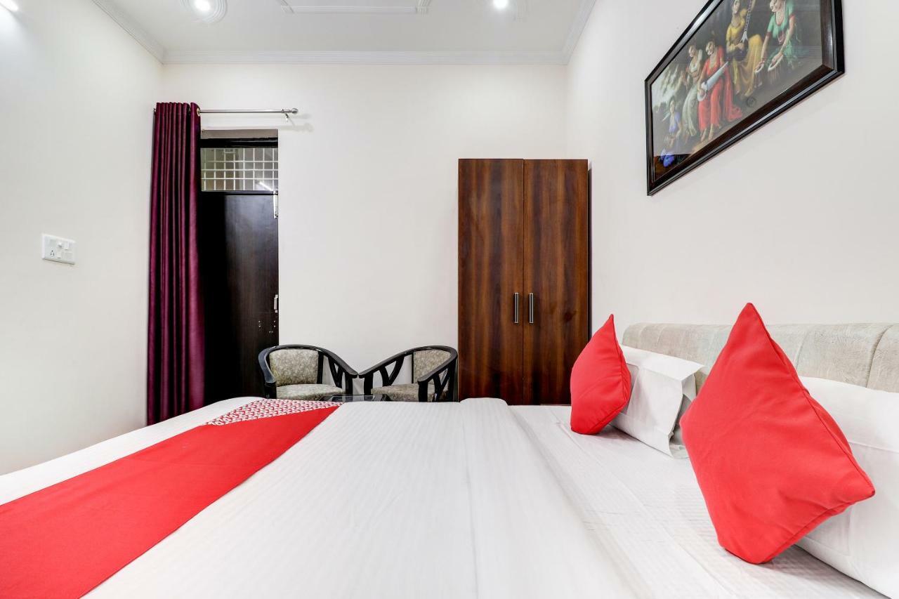Oyo 38208 Hotel Prakash Kunj Deluxe Lucknow Exterior foto