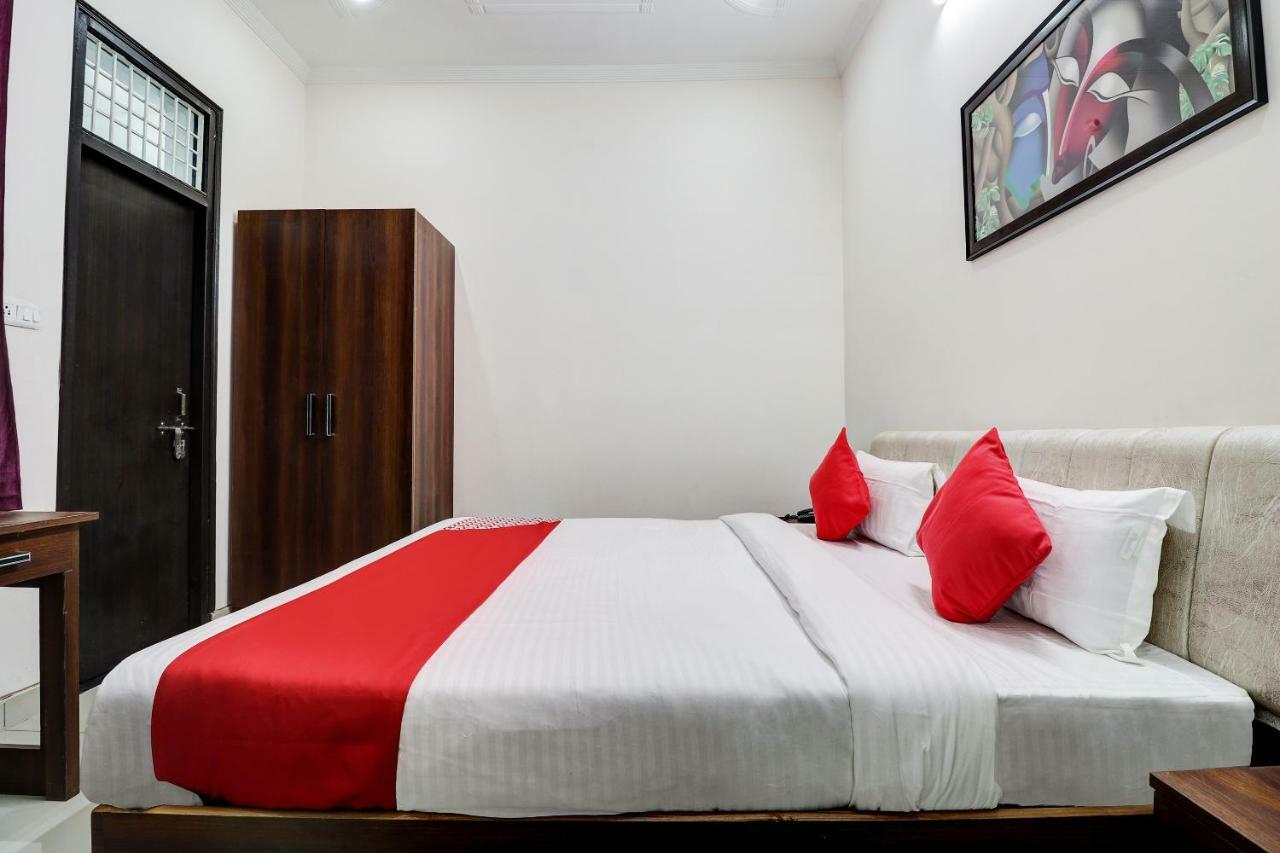 Oyo 38208 Hotel Prakash Kunj Deluxe Lucknow Exterior foto