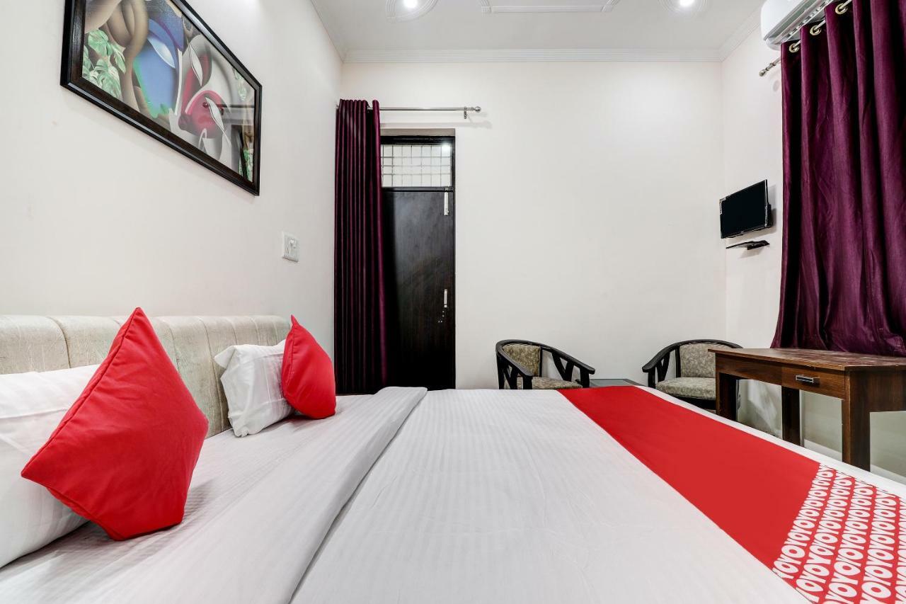 Oyo 38208 Hotel Prakash Kunj Deluxe Lucknow Exterior foto